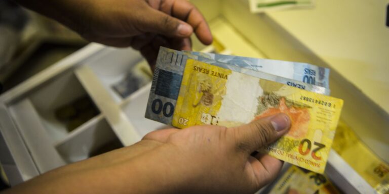 BC informa que existem R$ 9,13 bilhões em valores para receber