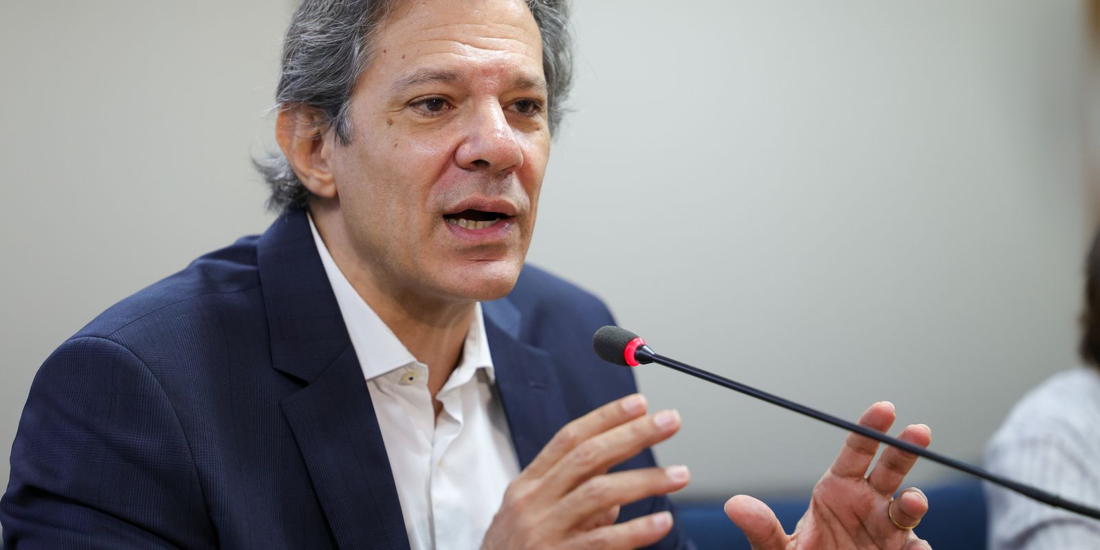 Consignado privado será inédito e com juros menores, diz Haddad Consignado privado será inédito e com juros menores, diz Haddad