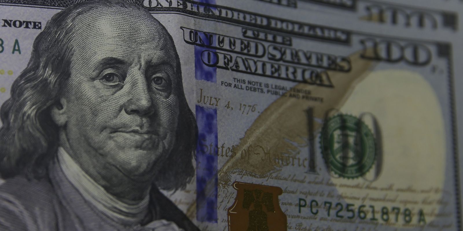 Dólar sobe para R$ 5,55 com votação de decreto do IOF Dólar sobe para R$ 5,55 com votação de decreto do IOF