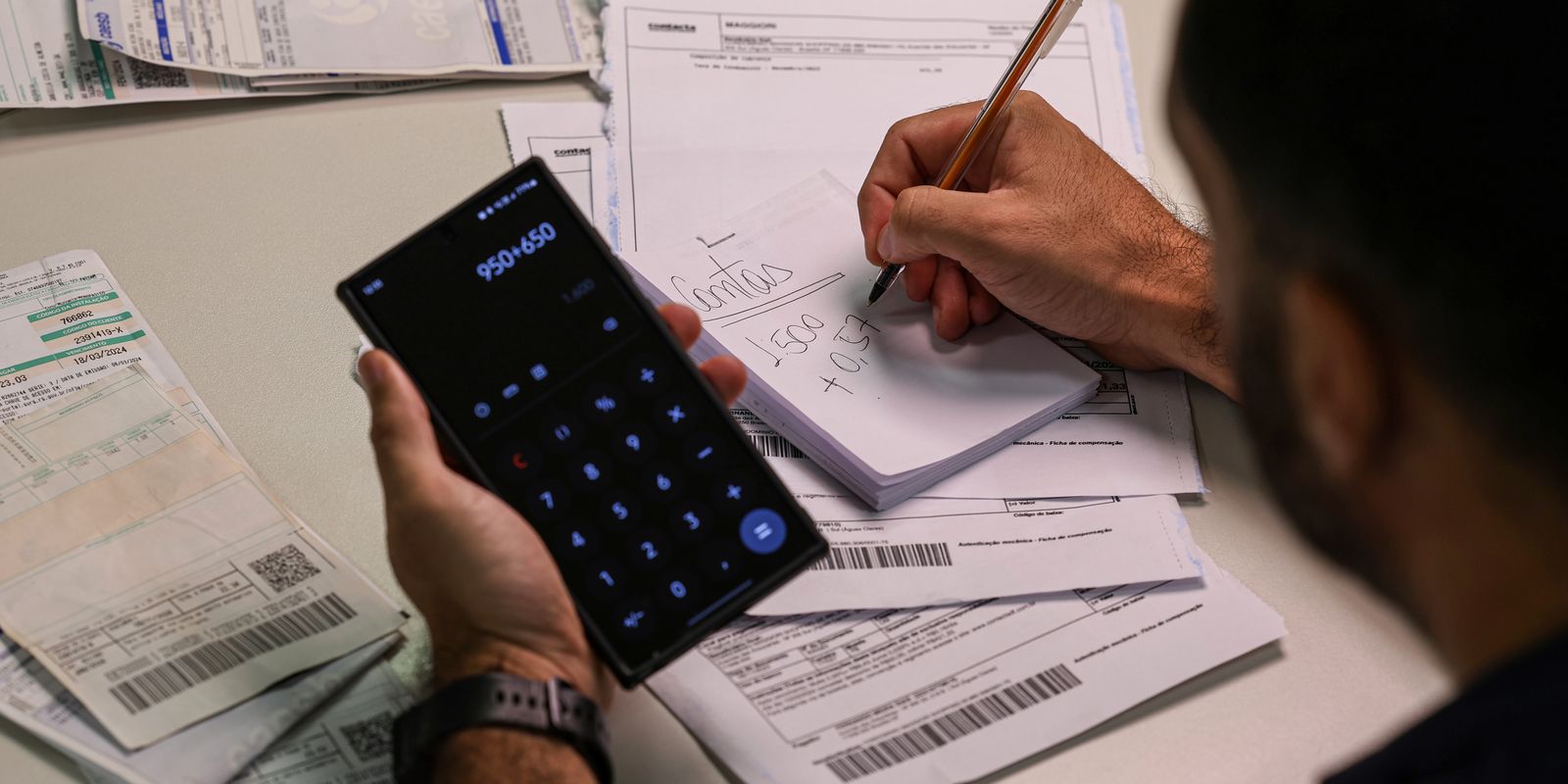Especialista indica como cuidar de finanças em cenário de juros altos Especialista indica como cuidar de finanças em cenário de juros altos