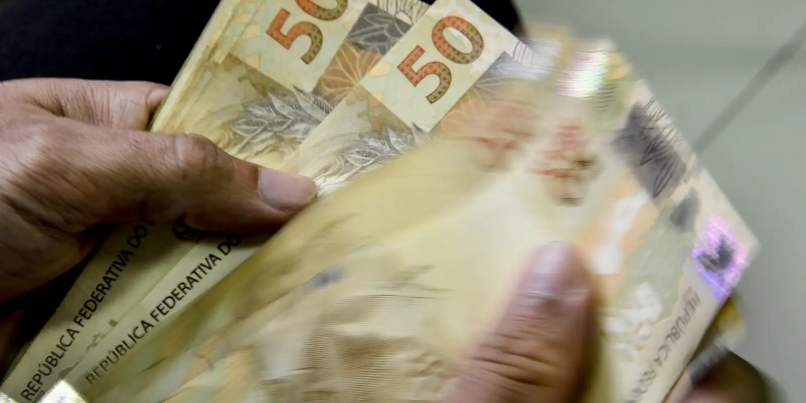 Beneficiários com NIS de final 6 recebem Bolsa Família nesta terça Beneficiários com NIS de final 6 recebem Bolsa Família nesta terça