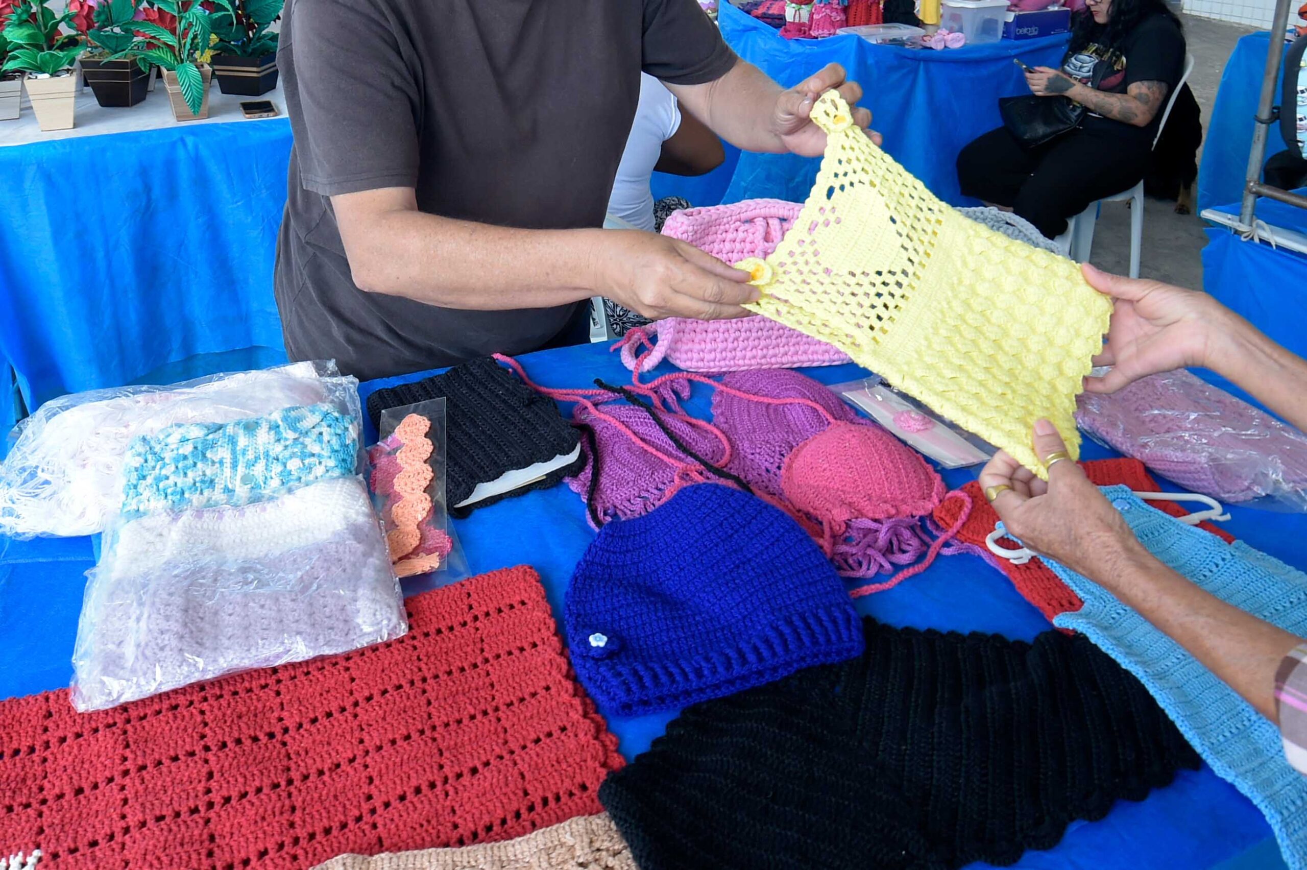 Feiras da Economia Solidária oferecem utensílios, decoração e moda a preços convidativos