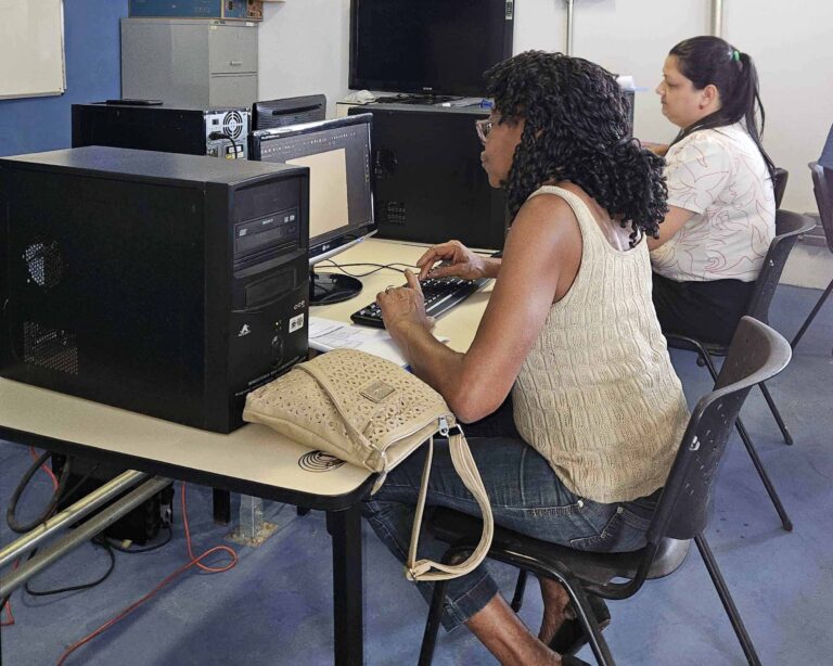 Prefeitura oferece 20 vagas para curso gratuito de qualificação profissional em informática básica