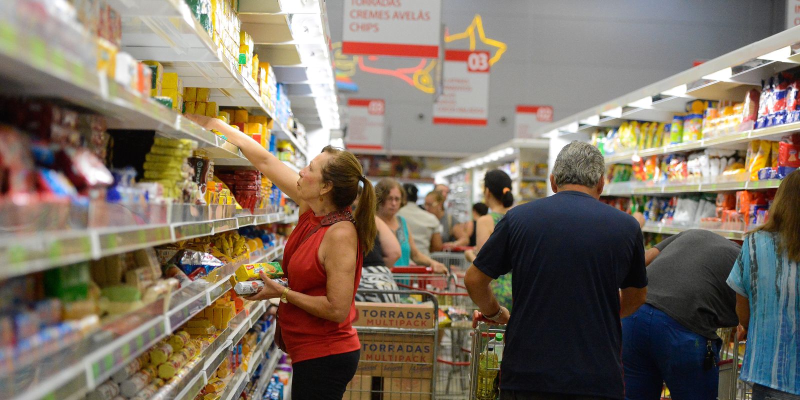 Mercado espera última alta da Selic em 2025: 14,75% ao ano Mercado espera última alta da Selic em 2025: 14,75% ao ano