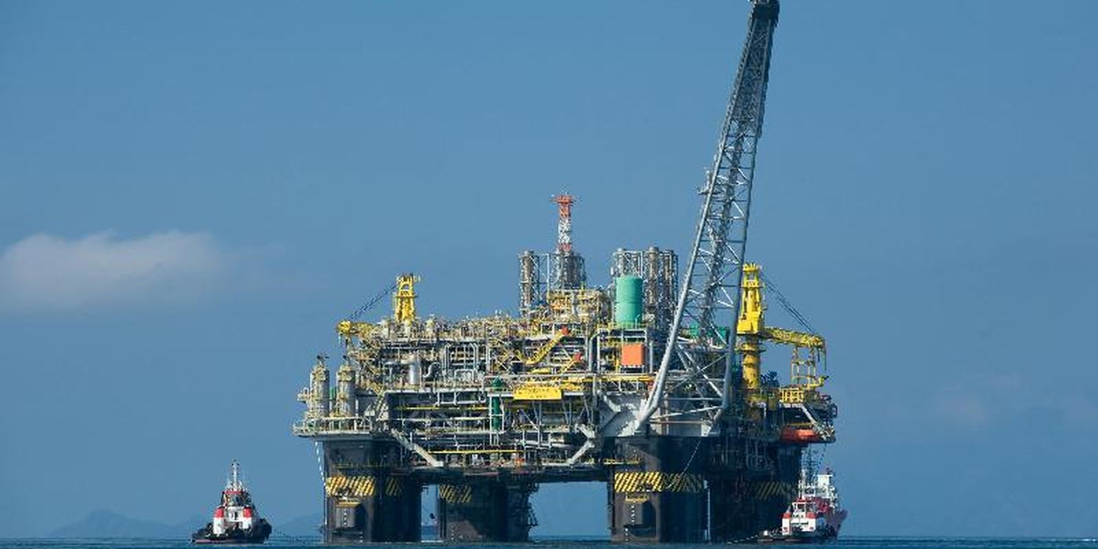 Produção de petróleo e gás se mantém próximo a recorde de 2023 Produção de petróleo e gás se mantém próximo a recorde de 2023