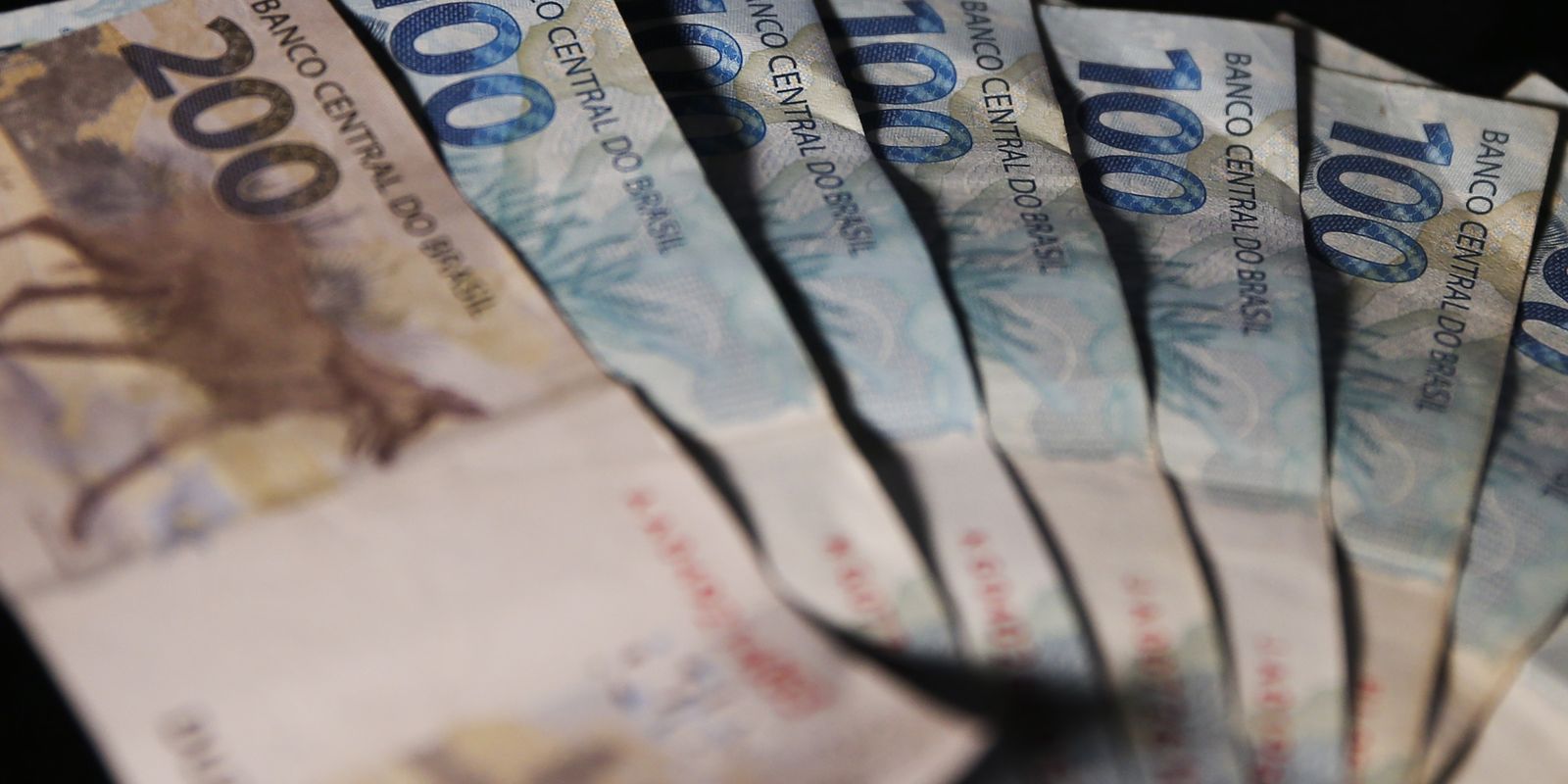 Tesouro paga R$ 1,33 bi em dívidas de estados e municípios Tesouro paga R$ 1,33 bi em dívidas de estados e municípios