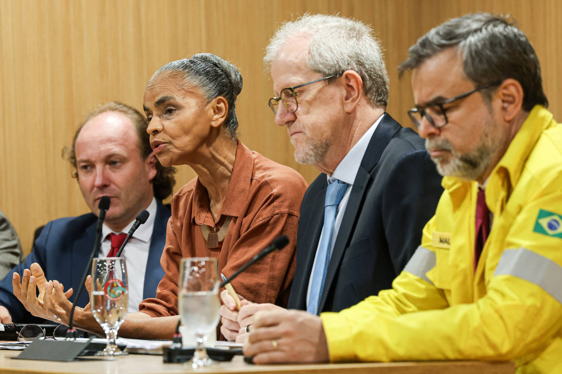 Governo se antecipa e decreta estado de emergência em áreas vulneráveis a queimadas Governo se antecipa e decreta estado de emergência em áreas vulneráveis a queimadas