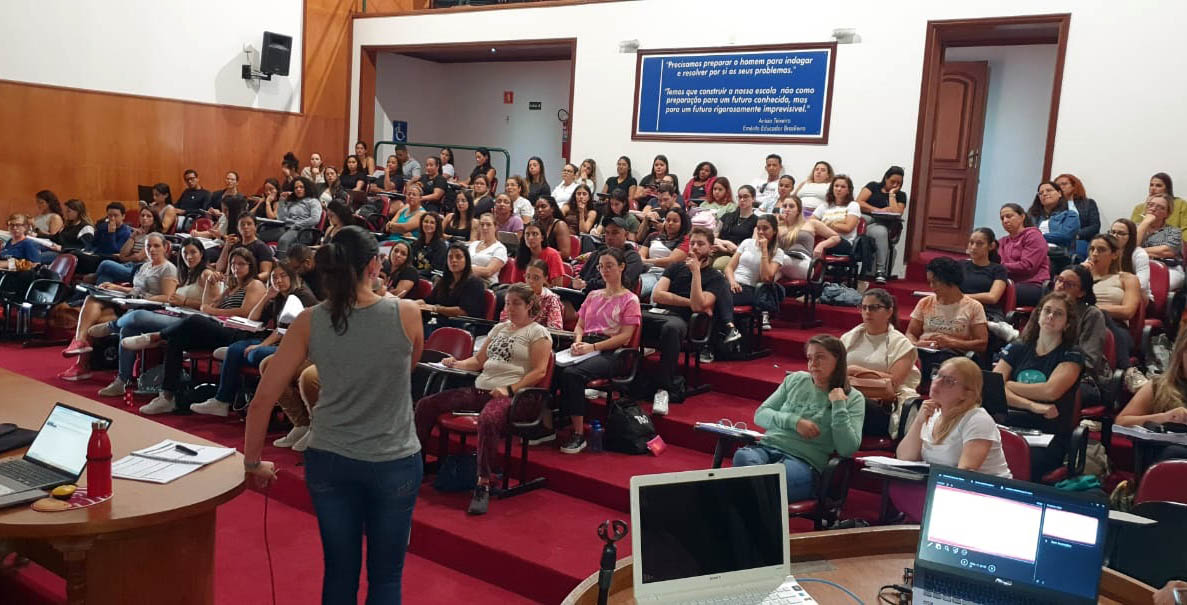 Guarulhos sedia curso de arbitragem de ginástica artística feminina Guarulhos sedia curso de arbitragem de ginástica artística feminina