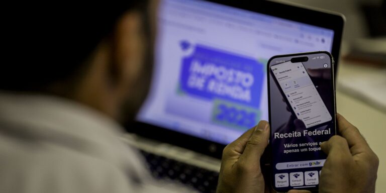 Receita abre na sexta consulta a maior lote de restituição da história