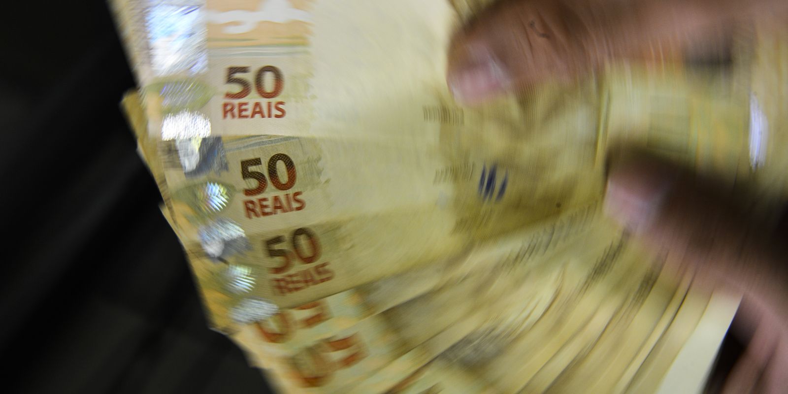 Mais de 48 mil pessoas contratam R$ 340,3 mi em consignado para CLT Mais de 48 mil pessoas contratam R$ 340,3 mi em consignado para CLT