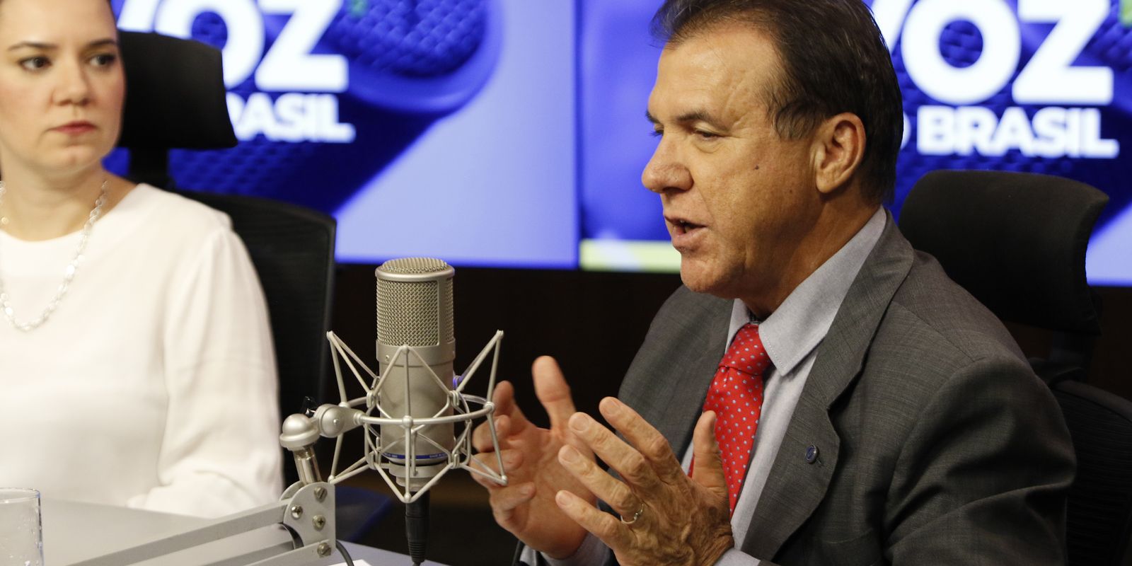 Marinho recomenda cautela antes de tomar empréstimo Marinho recomenda cautela antes de tomar empréstimo
