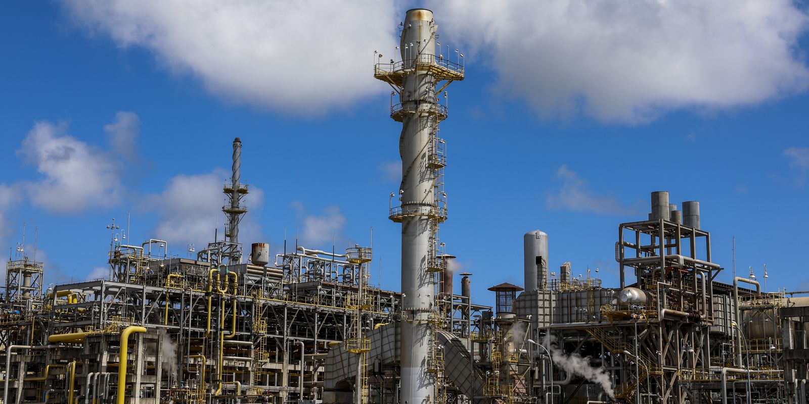 Petrobras amplia capacidade de produção da Refinaria Abreu e Lima Petrobras amplia capacidade de produção da Refinaria Abreu e Lima