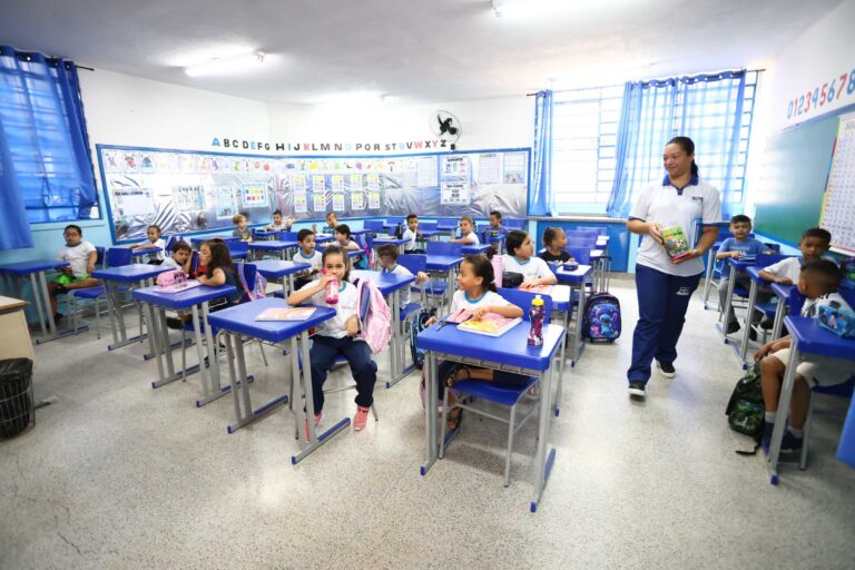 Polo UAB Guarulhos prorroga inscrições para pós-graduação EAD em gestão escolar