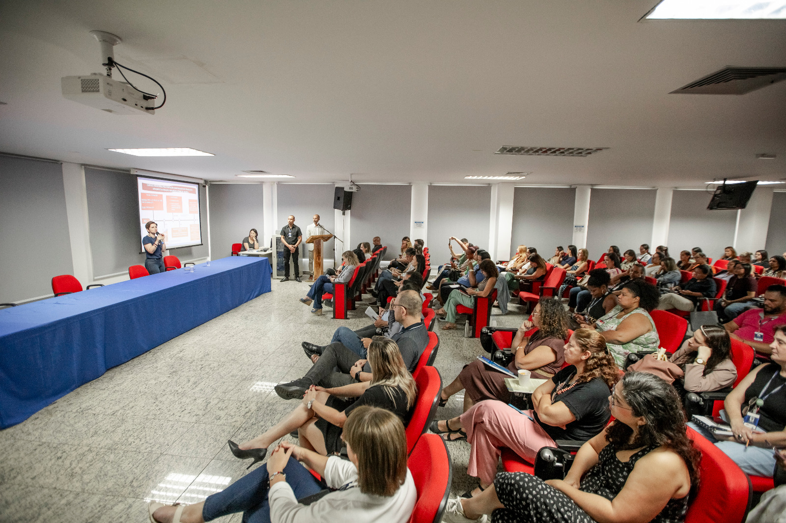 Prefeitura lança sistema de combate à violência contra crianças e adolescentes