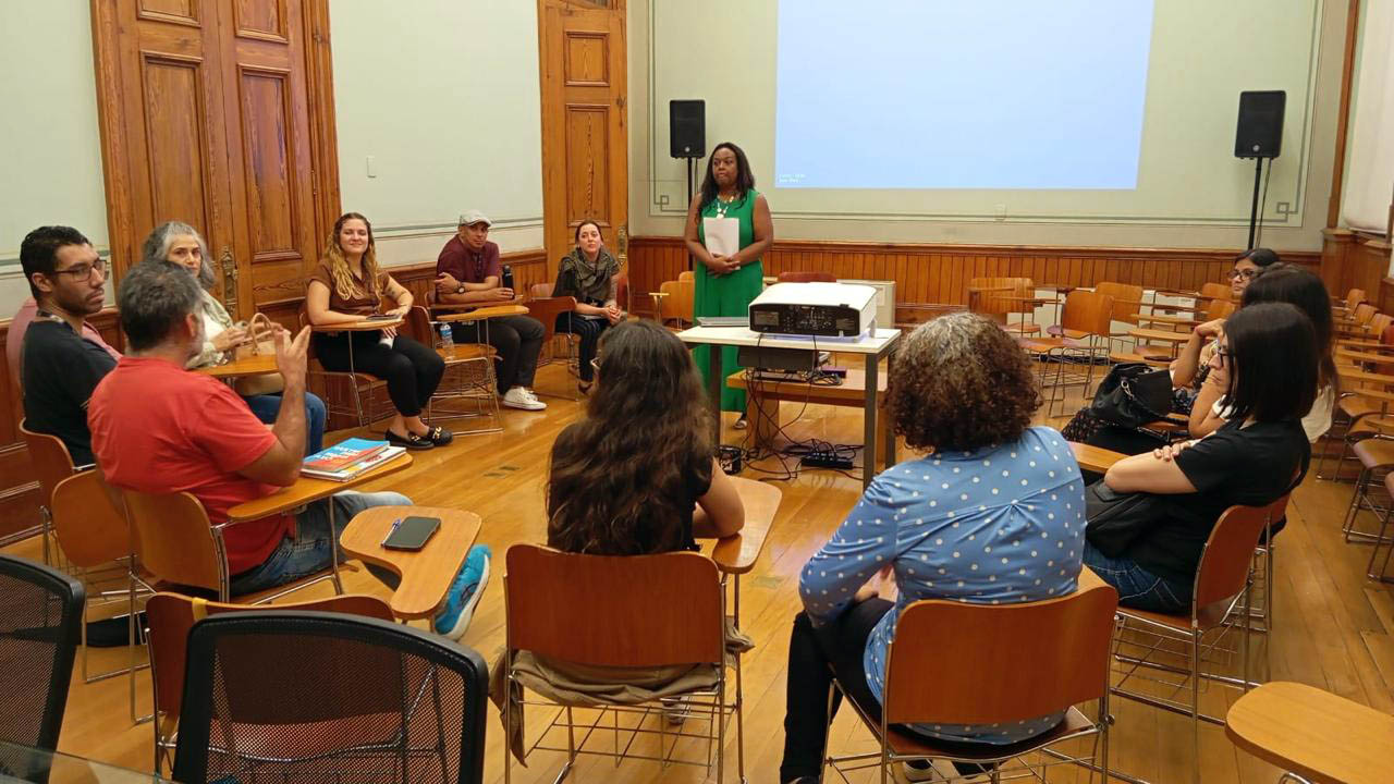 Professores de Guarulhos participam de formação no Museu da Língua Portuguesa Professores de Guarulhos participam de formação no Museu da Língua Portuguesa