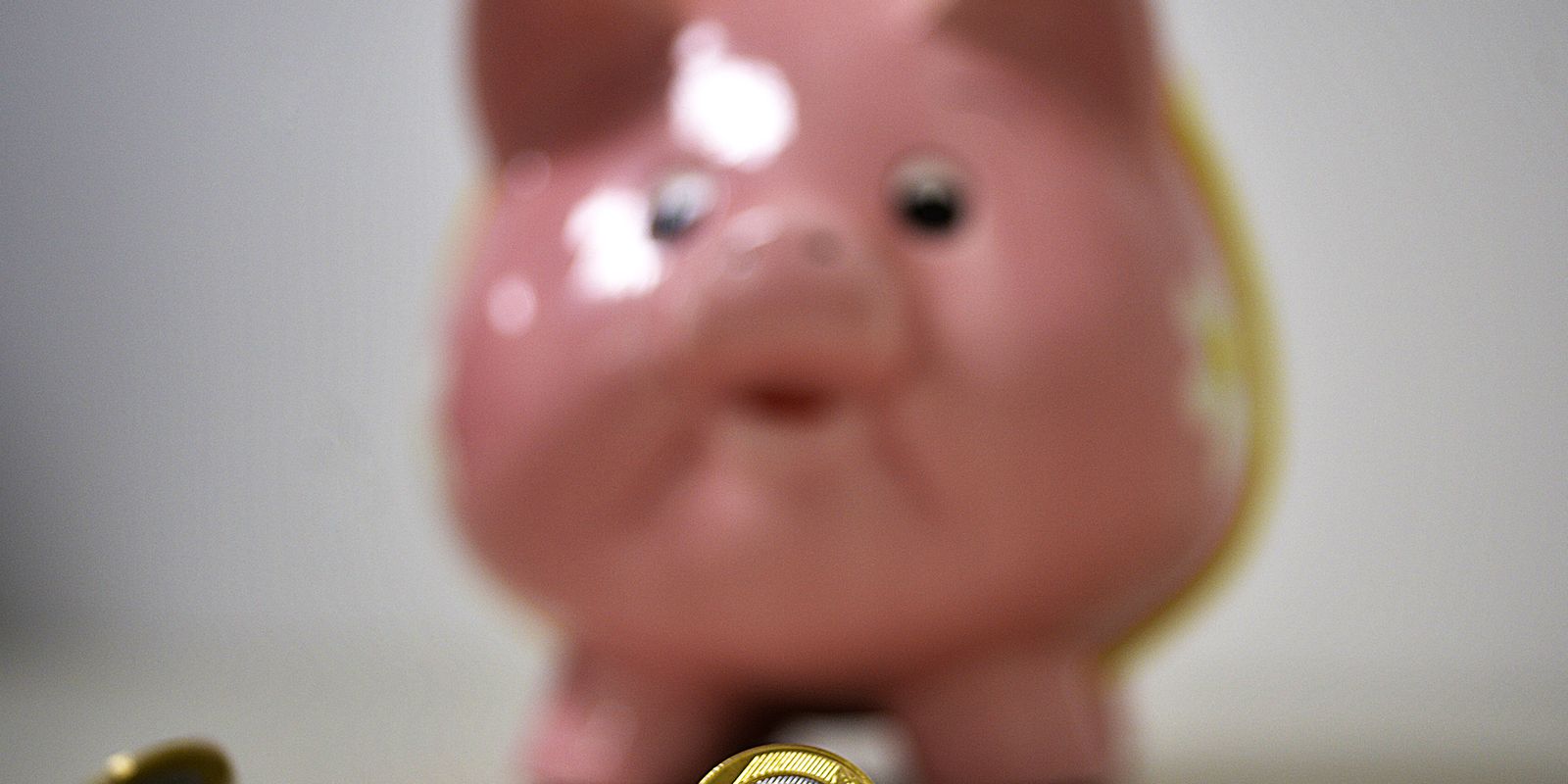 Saques da poupança em fevereiro superam depósitos em R$ 8 bilhões Saques da poupança em fevereiro superam depósitos em R$ 8 bilhões