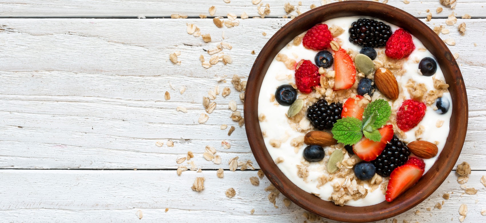 7 alimentos que ajudam a dormir melhor (sem pesar na consciência!)