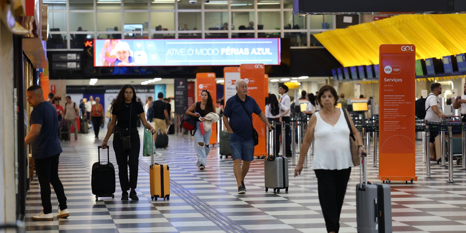 Em 8 meses, Voa Brasil viabilizou 35,4 mil passagens para aposentados Em 8 meses, Voa Brasil viabilizou 35,4 mil passagens para aposentados