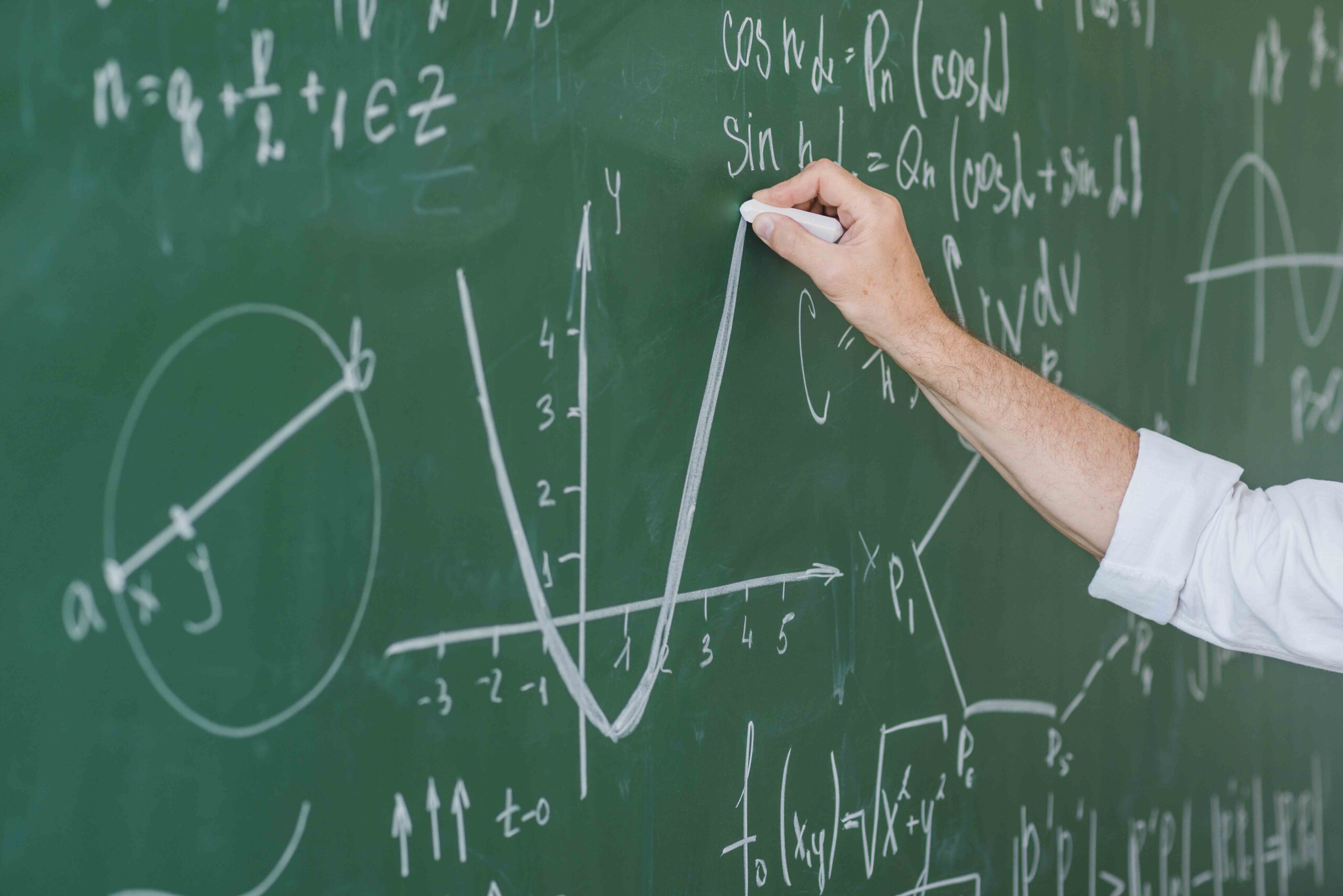 Prefeitura oferece curso preparatório de português e matemática Prefeitura oferece curso preparatório de português e matemática
