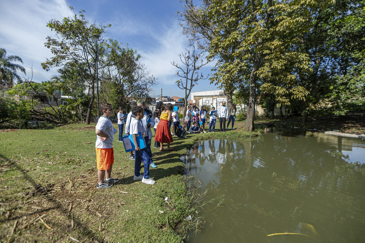 Semana de mobilização contra a dengue engaja alunos da rede municipal Semana de mobilização contra a dengue engaja alunos da rede municipal