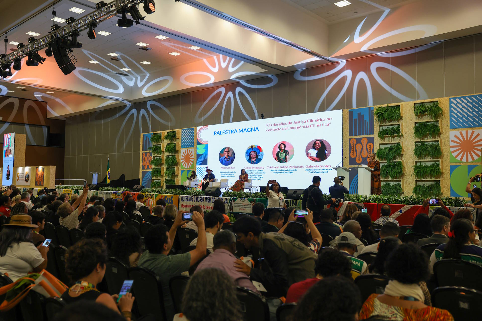 Clima, povos indígenas e tradicionais priorizados em conferência ambiental Clima, povos indígenas e tradicionais priorizados em conferência ambiental