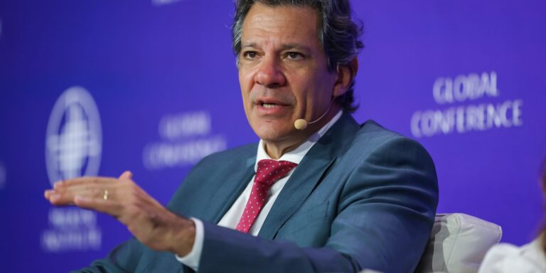 Haddad diz que revisão do IOF foi feita para evitar especulações
