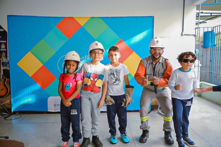 Palestra em escolas de Guarulhos alerta para riscos de soltar pipas na rede elétrica
