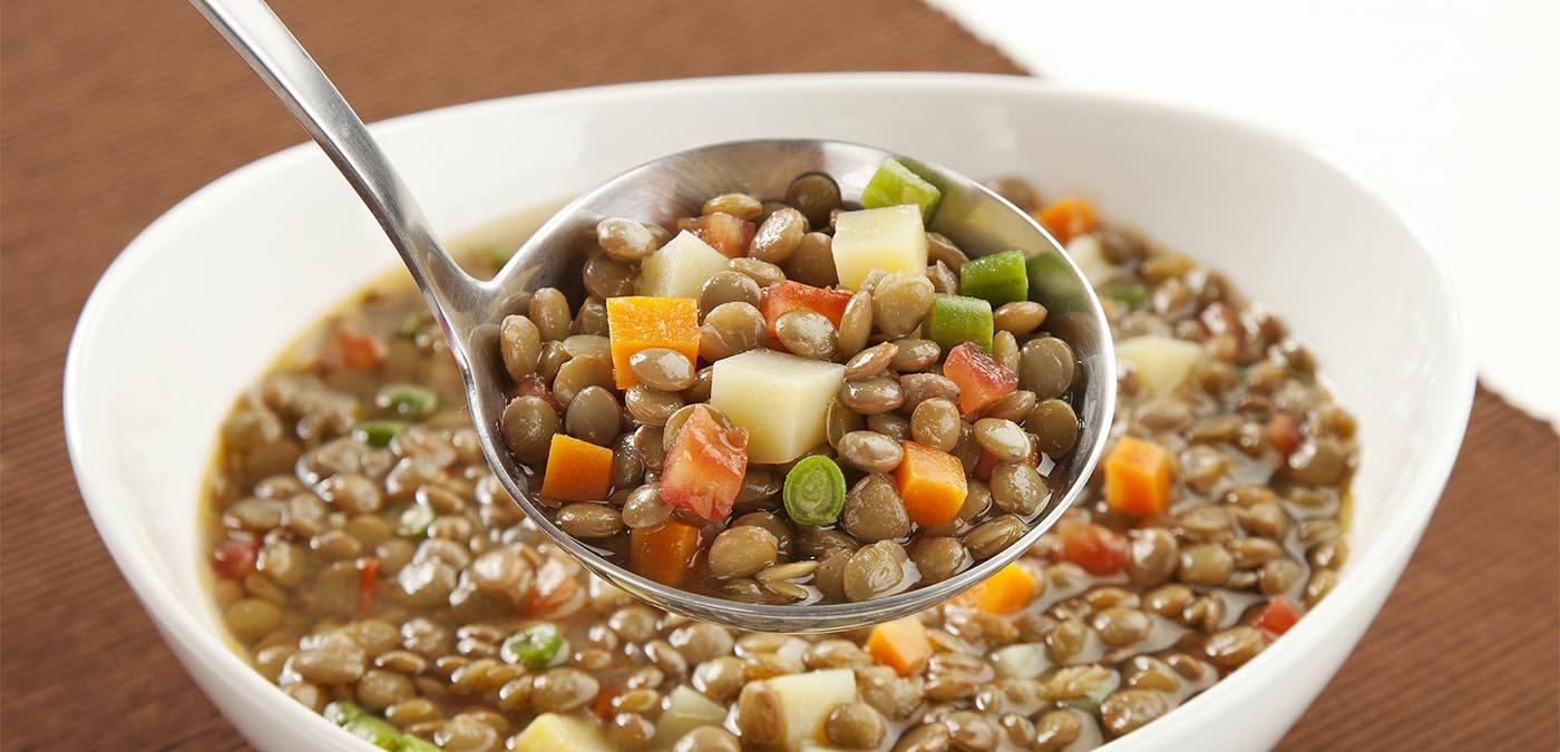 Pequena, poderosa e nutritiva: Por que a lentilha merece mais espaço no seu cardápio? Pequena, poderosa e nutritiva: Por que a lentilha merece mais espaço no seu cardápio?