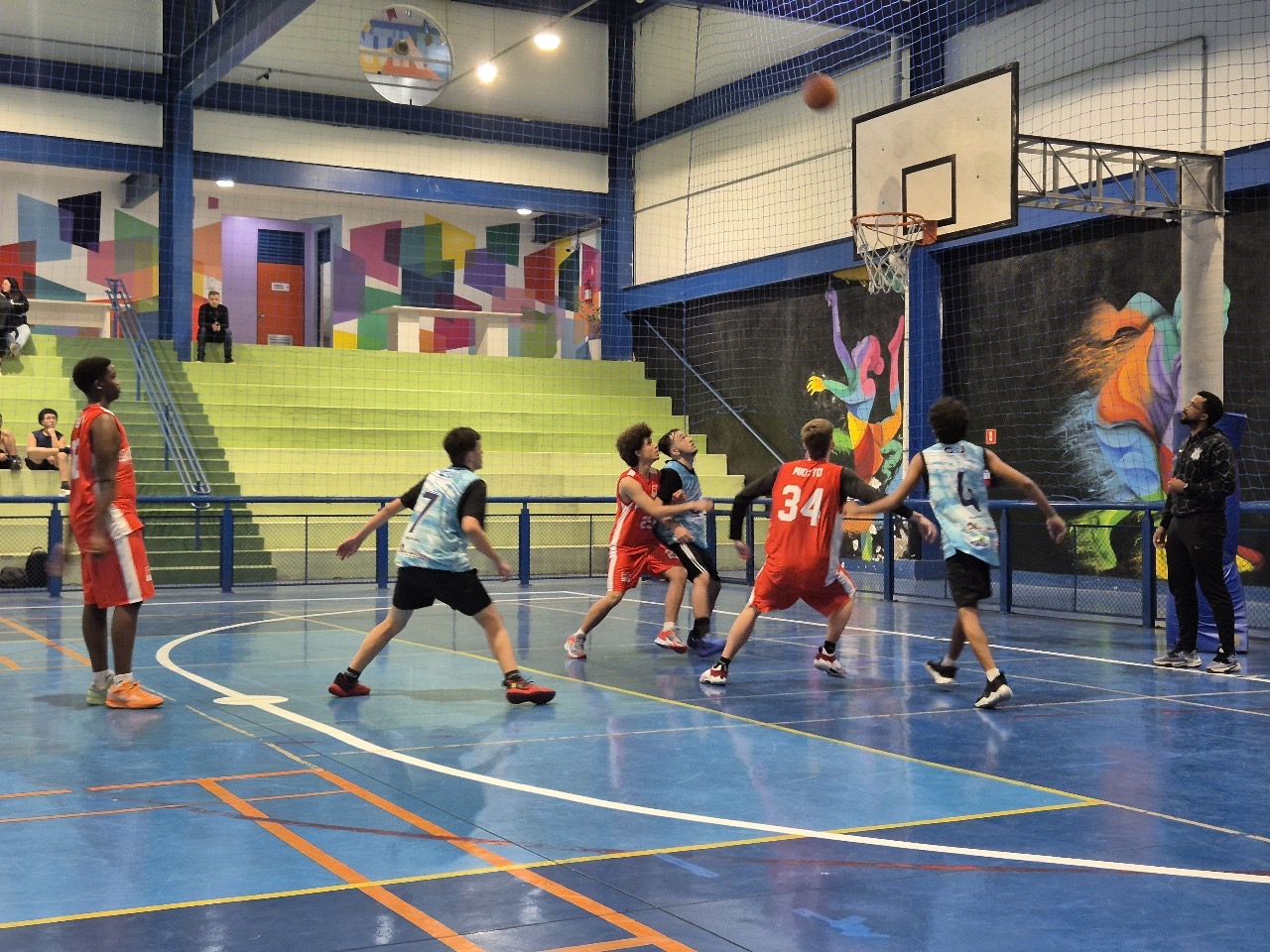 Festival de Basquete agita o CEU Continental e prepara alunos para Olimpíada Colegial Guarulhense Festival de Basquete agita o CEU Continental e prepara alunos para Olimpíada Colegial Guarulhense