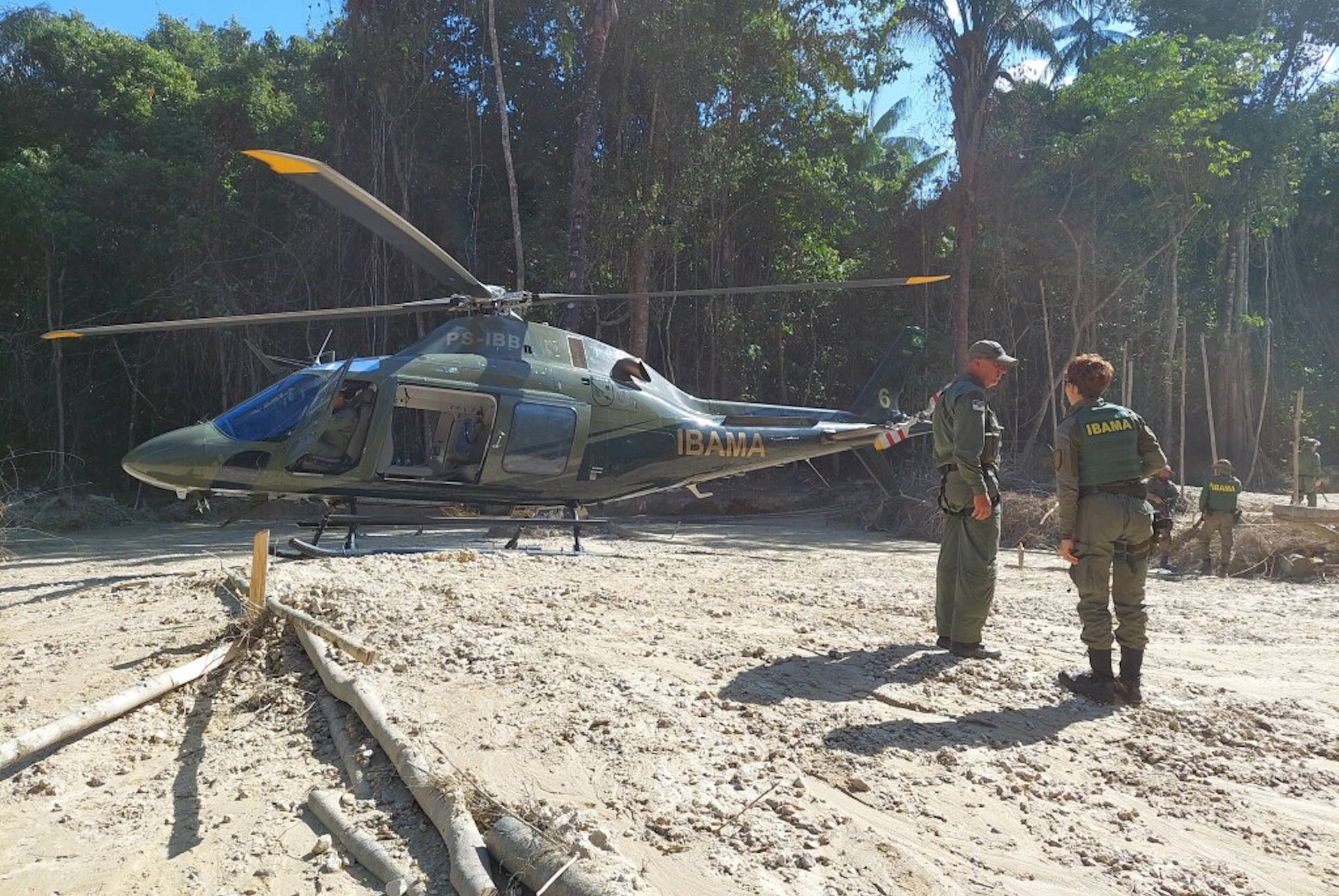 Garimpos na Amazônia estimulam tráfico sexual na fronteira com a Guiana Garimpos na Amazônia estimulam tráfico sexual na fronteira com a Guiana