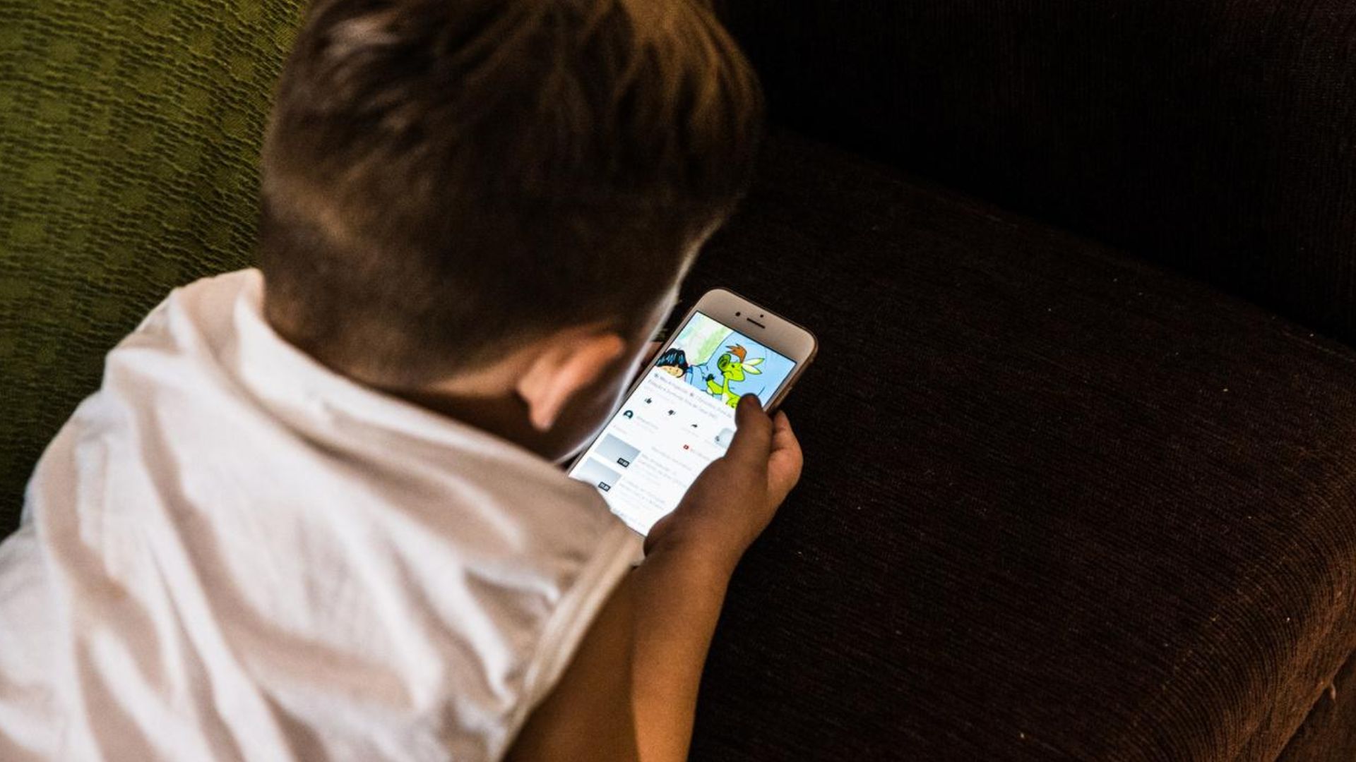 Psicólogos monitoram tempo de tela de quase 300 mil crianças e descobrem “ciclo vicioso” Psicólogos monitoram tempo de tela de quase 300 mil crianças e descobrem “ciclo vicioso”
