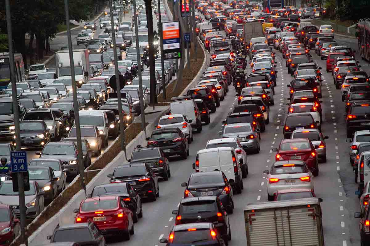 Congestionamento em SP bate recorde nesta sexta (8/8), diz CET