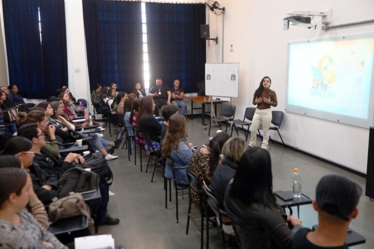 Fotografia é tema de encontro formativo com professores no Adamastor