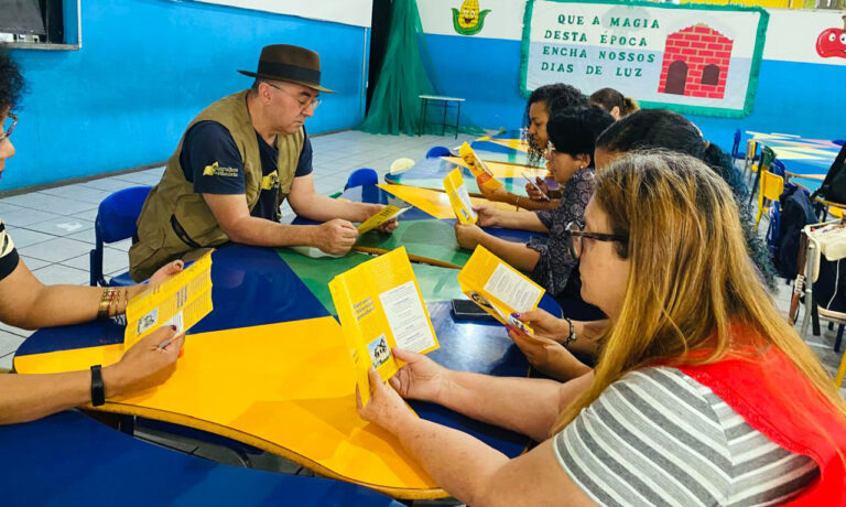 Professores aprendem a preparar iguaria típica do município em oficina